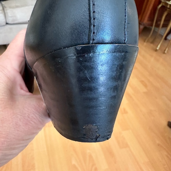 DKNY leather booties almond toe - Picture 3 of 13